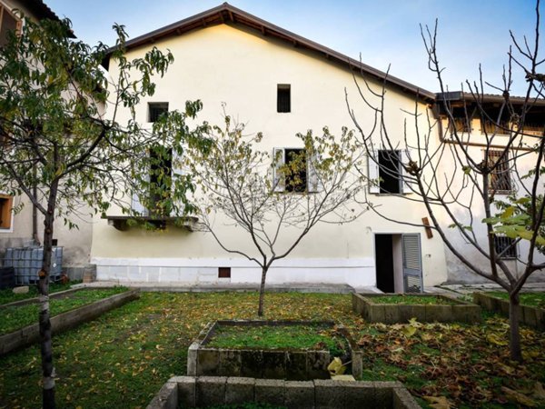casa indipendente in vendita a Caselle Torinese