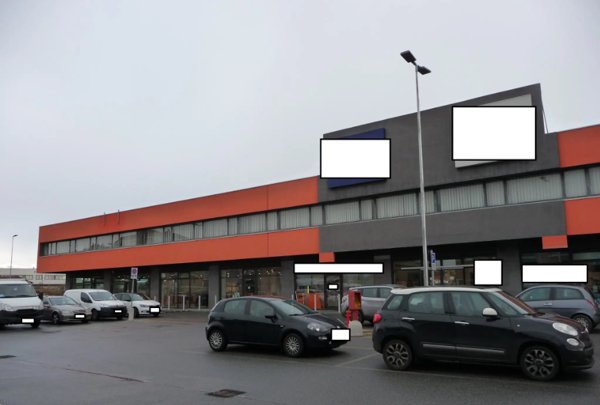 negozio in vendita a Caselle Torinese