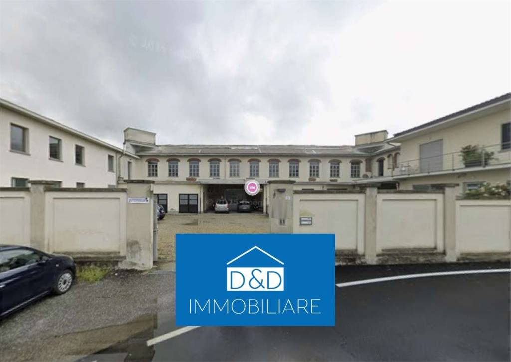 locale commerciale in vendita a Caselle Torinese