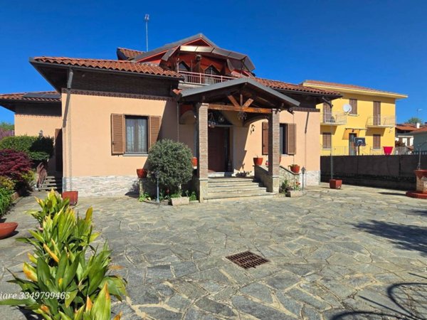 casa indipendente in vendita a Caselle Torinese