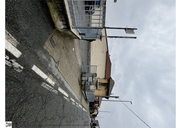 negozio in vendita a Caselle Torinese