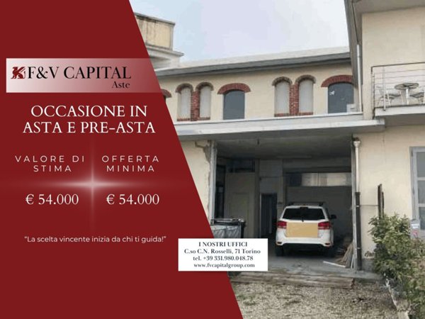 locale commerciale in vendita a Caselle Torinese