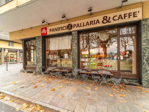 negozio in vendita a Caselle Torinese