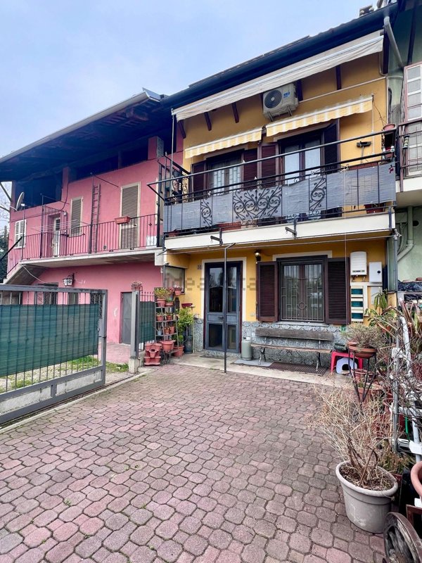 pentavano in vendita a Caselle Torinese