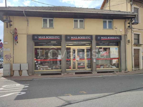 negozio in vendita a Caselle Torinese