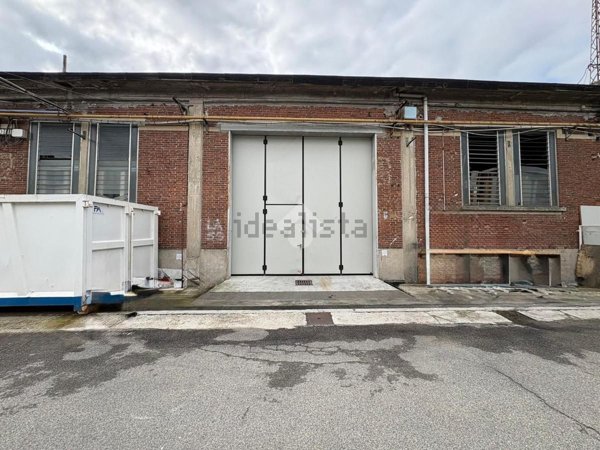 capannone in vendita a Caselle Torinese