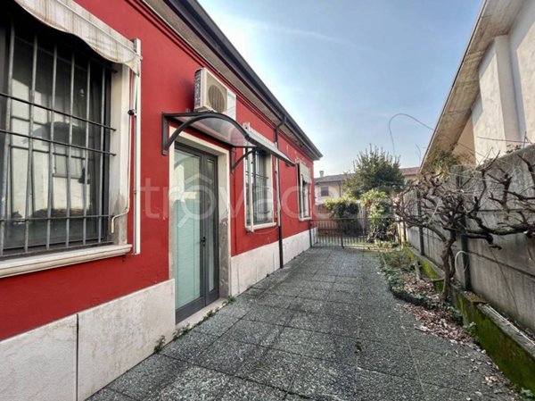 appartamento in vendita ad Azzano Mella