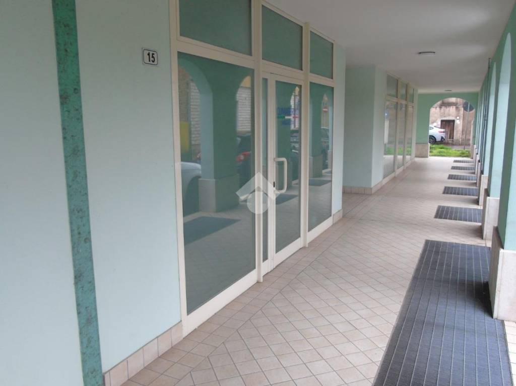 ufficio in vendita ad Azzano Mella