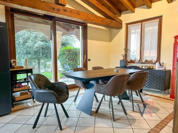 casa indipendente in vendita ad Azzano Mella