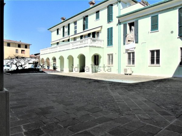 ufficio in vendita ad Azzano Mella