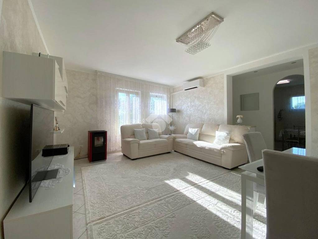 casa indipendente in vendita ad Azzano Mella