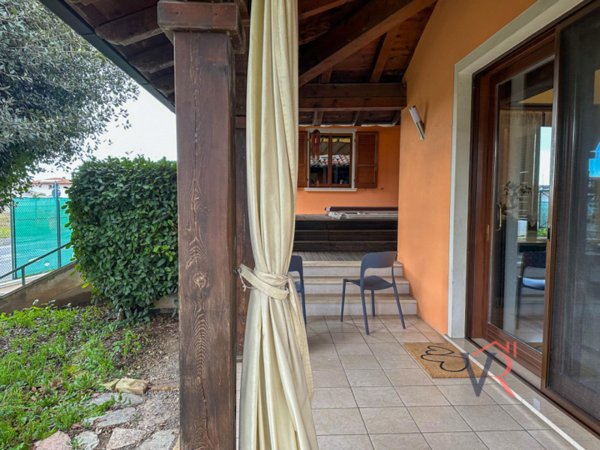 casa indipendente in vendita ad Azzano Mella