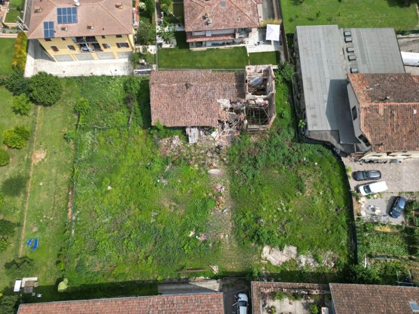 terreno edificabile in vendita ad Azzano Mella