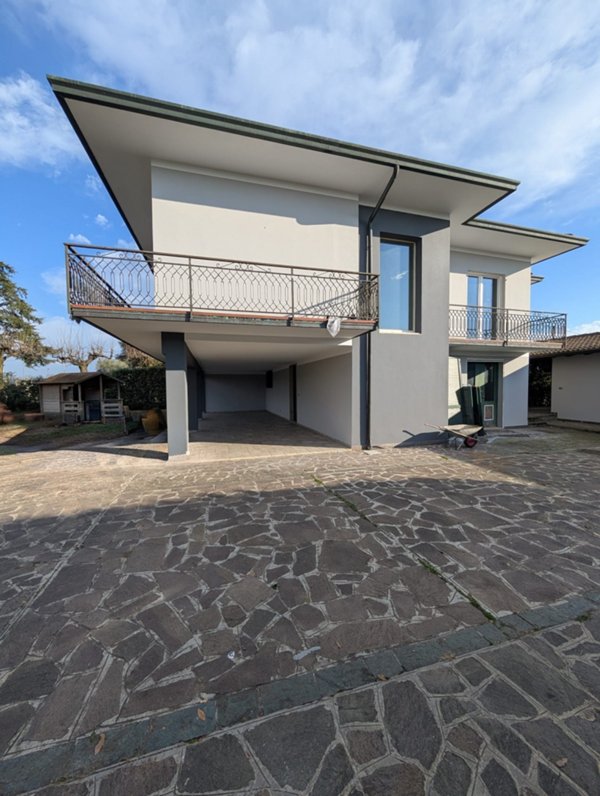 casa indipendente in vendita ad Azzano Mella