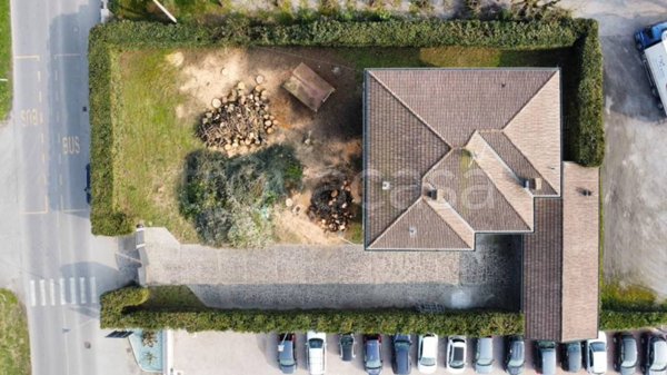 casa indipendente in vendita ad Azzano Mella