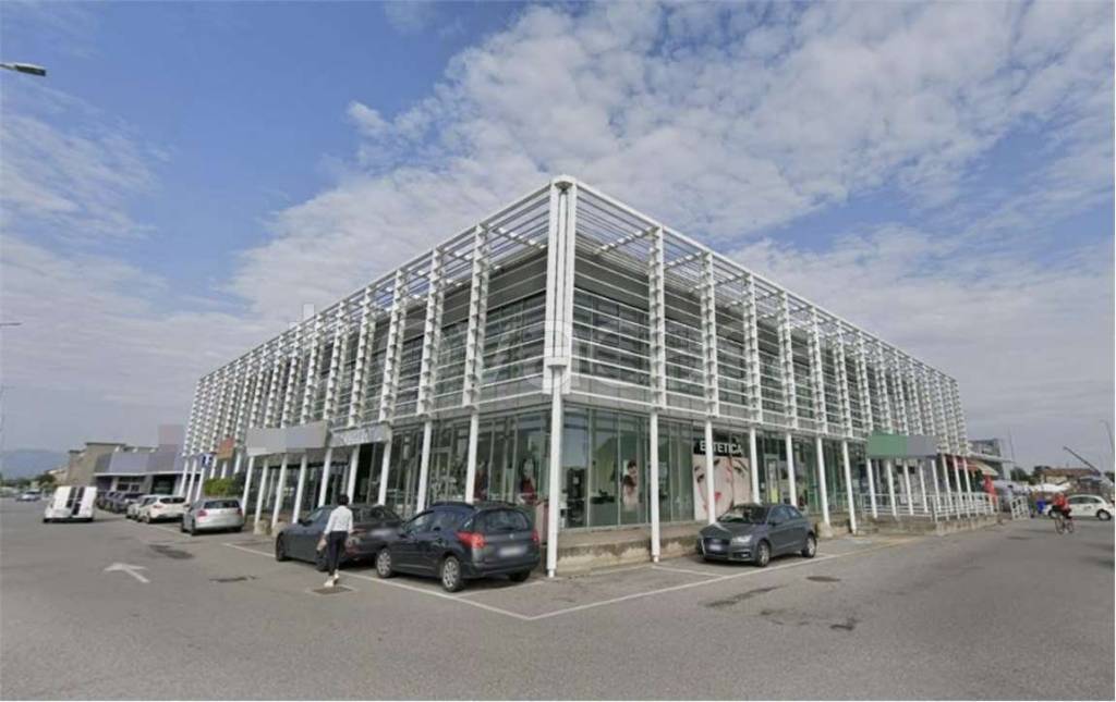 ufficio in vendita ad Azzano Mella