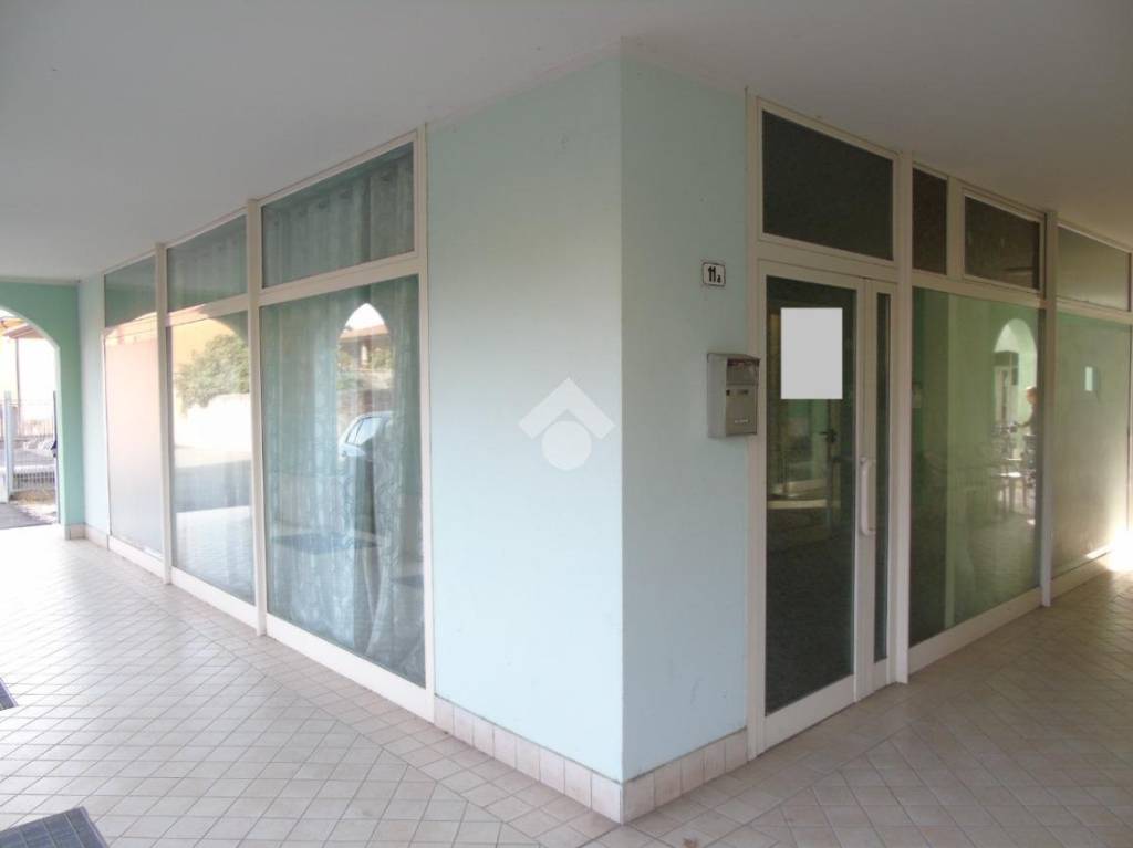 ufficio in vendita ad Azzano Mella