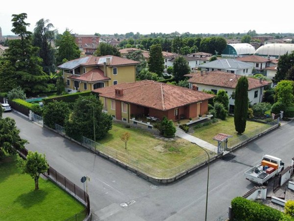 casa indipendente in vendita a Bagnolo Mella