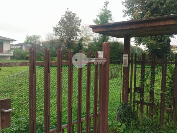 terreno edificabile in vendita a Bagnolo Mella