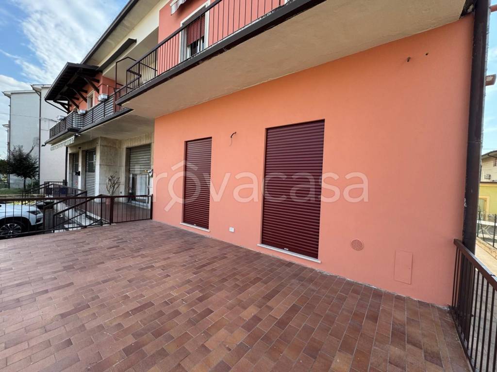 appartamento in vendita a Bagnolo Mella