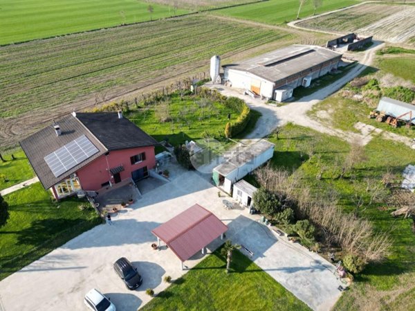 casa indipendente in vendita a Bagnolo Mella