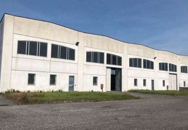 locale di sgombero in vendita a Bagnolo Mella