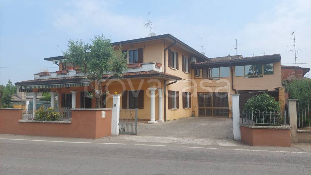 casa indipendente in vendita a Bagnolo Mella