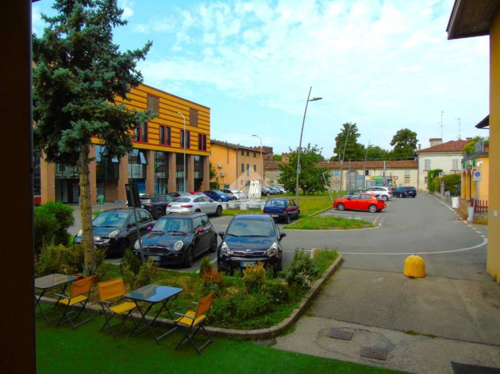 negozio in vendita a Bagnolo Mella