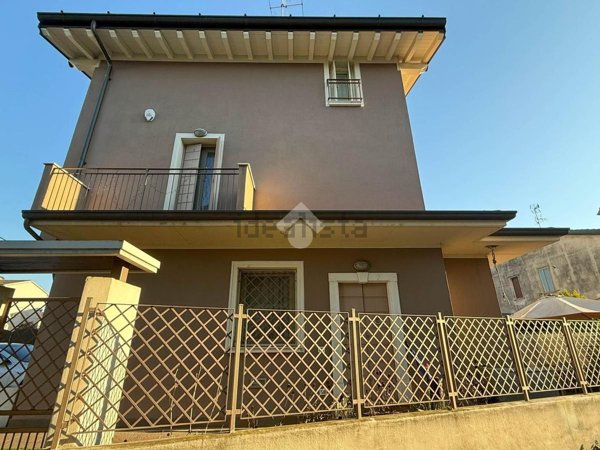 appartamento in vendita a Bagnolo Mella