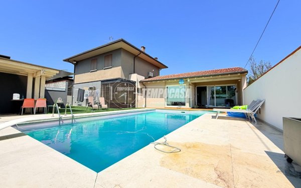 casa indipendente in vendita a Bagnolo Mella