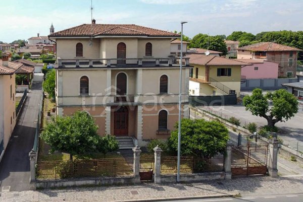 casa indipendente in vendita a Bagnolo Mella