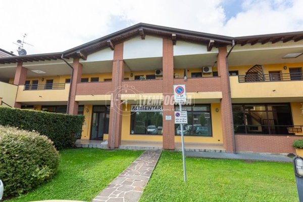 negozio in vendita a Bagnolo Mella