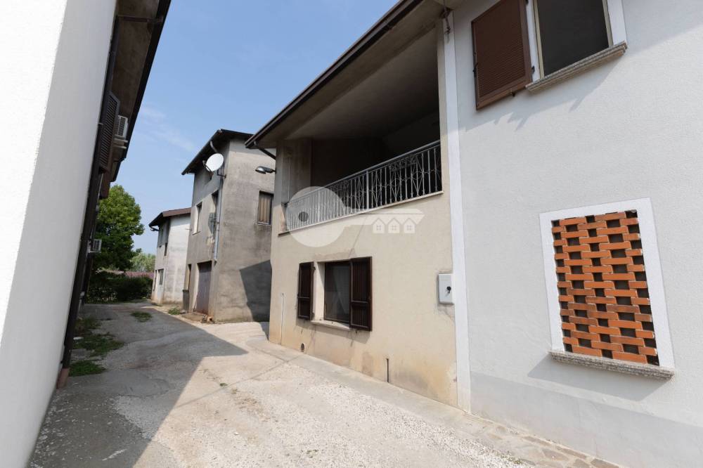 casa indipendente in vendita a Bagnolo Mella