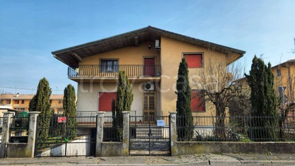 casa indipendente in vendita a Bagnolo Mella