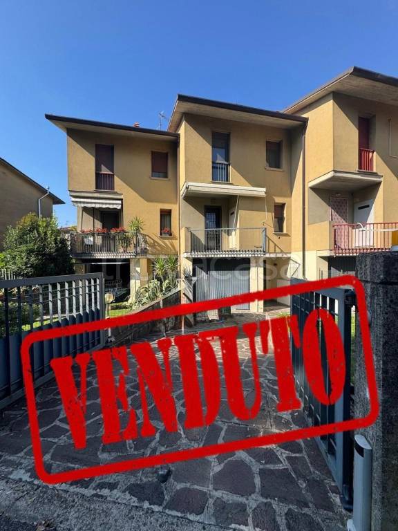 casa indipendente in vendita a Bagnolo Mella