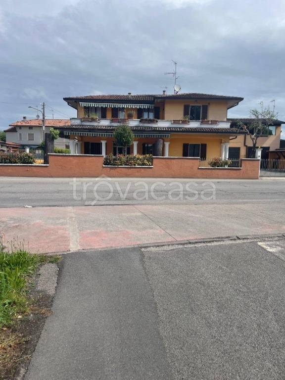 casa indipendente in vendita a Bagnolo Mella