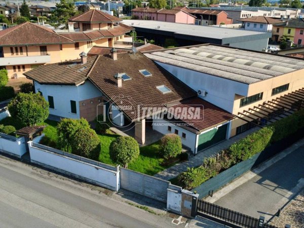 casa indipendente in vendita a Bagnolo Mella