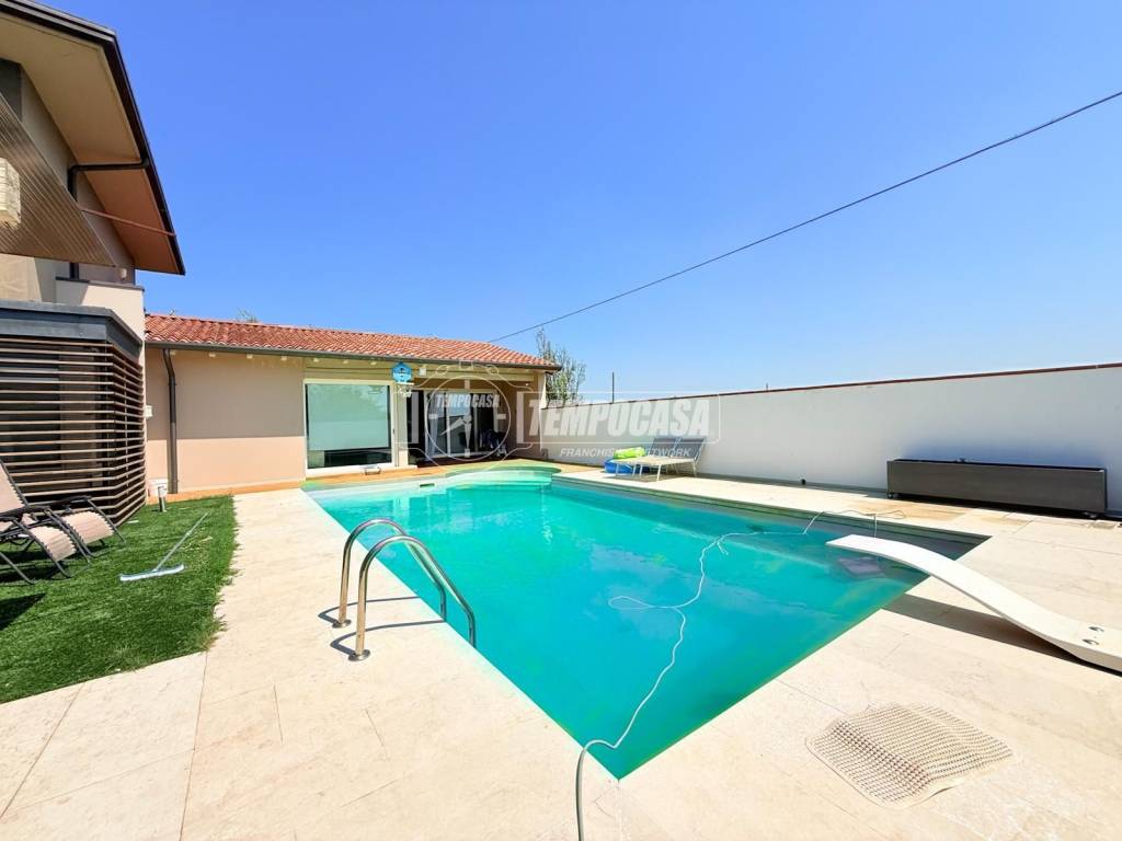 casa indipendente in vendita a Bagnolo Mella