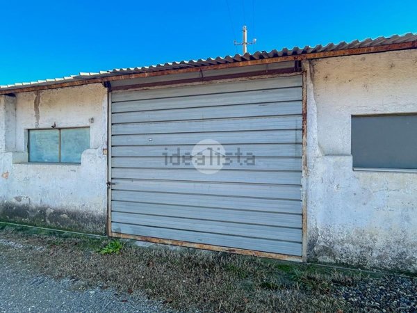 locale di sgombero in vendita a Bagnolo Mella