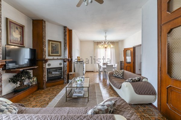 casa indipendente in vendita a Bagnolo Mella