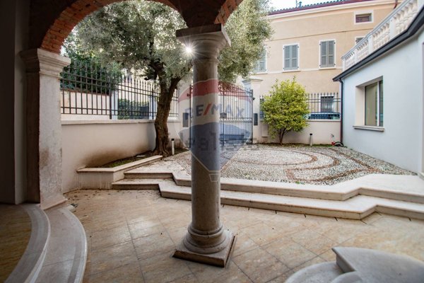 pentavano in vendita a Bagnolo Mella