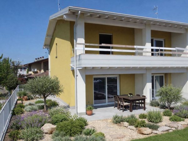 casa indipendente in vendita a Bagnolo Mella