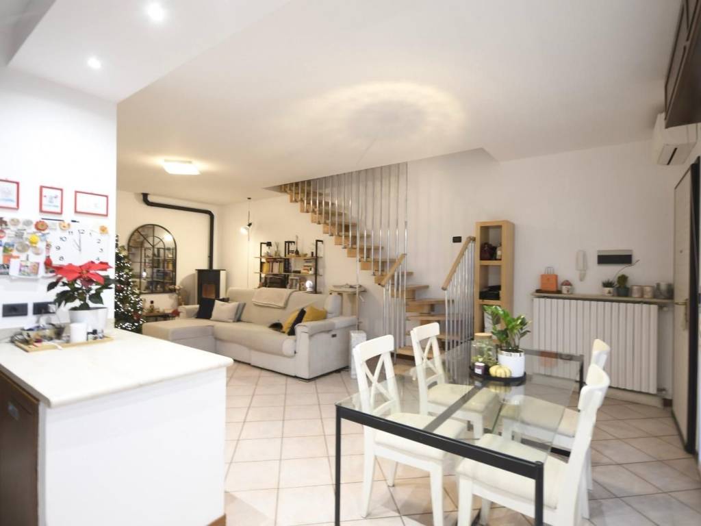 appartamento in vendita a Bagnolo Mella