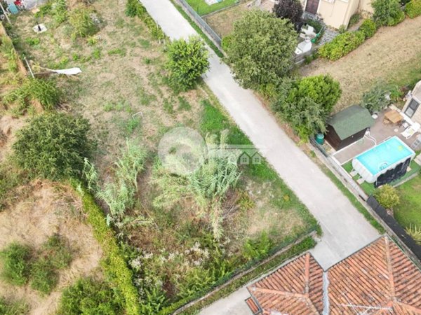terreno edificabile in vendita a Bagnolo Mella