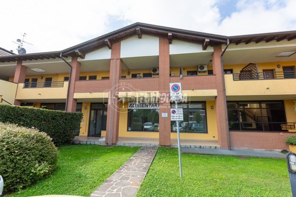 negozio in vendita a Bagnolo Mella