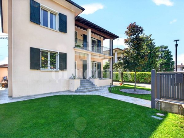 casa indipendente in vendita a Bagnolo Mella