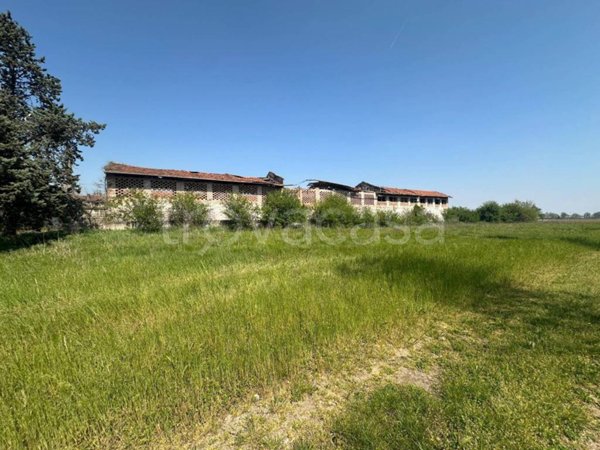 casale in vendita a Bagnolo Mella