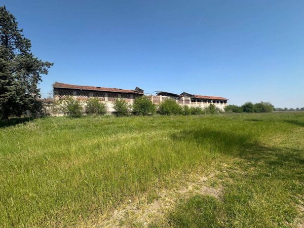 casale in vendita a Bagnolo Mella