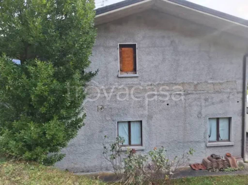 appartamento in vendita a Bagolino in zona Ponte Caffaro