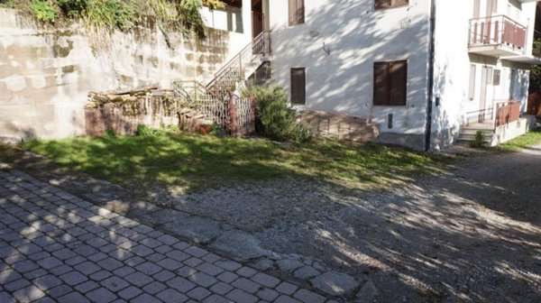 casa indipendente in vendita a Bagolino in zona Ponte Caffaro
